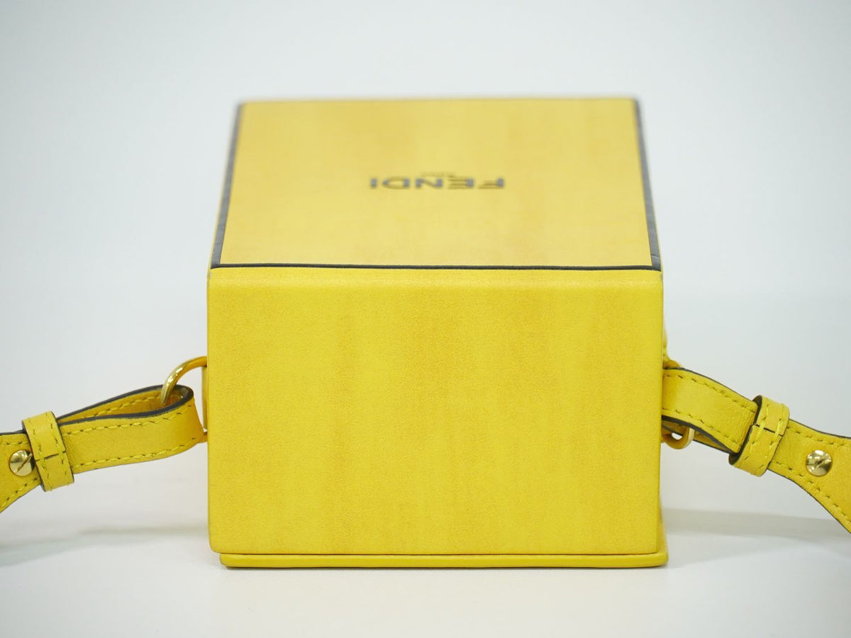 Fendi Box Vertical Shoulder Bag Pochette Leather Yellow — view 5