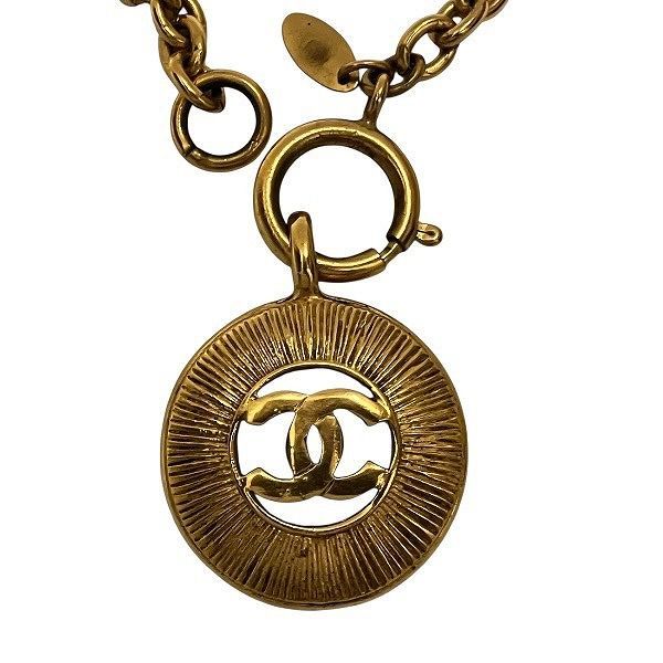 Chanel CC Logo Necklace Gold