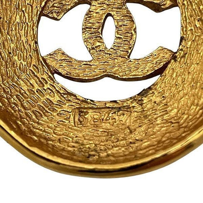 Chanel CC Logo Necklace Gold — view 7