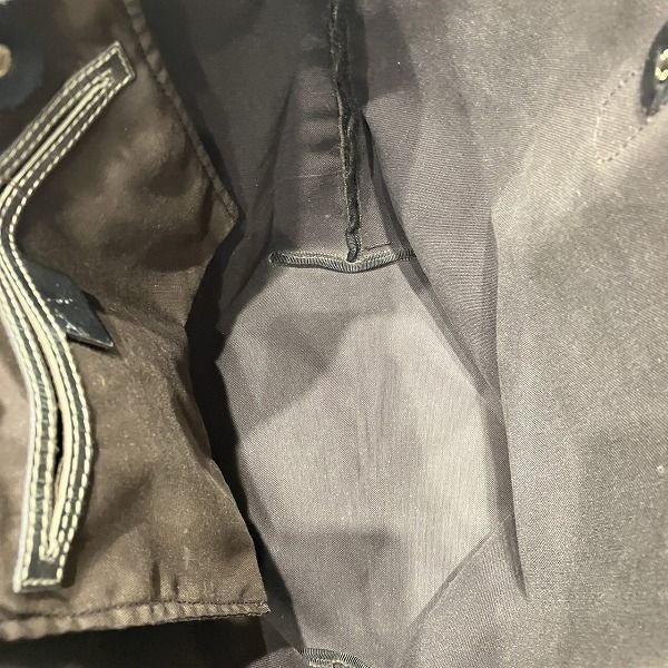 Gucci GG Supreme Shoulder Bag — view 5