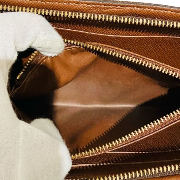 Louis Vuitton Monogram Porte-Monnaie — view 5