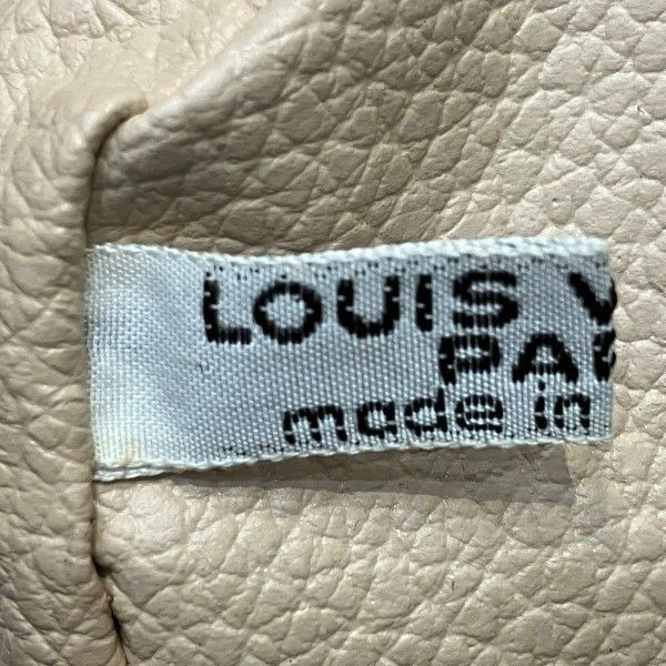 Louis Vuitton Monogram Trousse Toilet 28 Clutch Bag — view 4