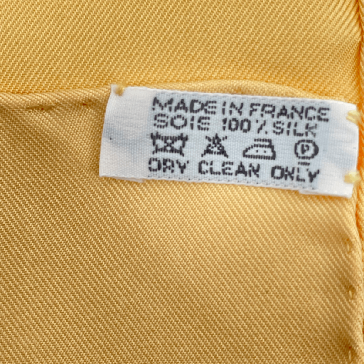 Hermes Carre 90 Gronland Green Land Eskimo Dog Sled Silk Scarf Yellow — view 8