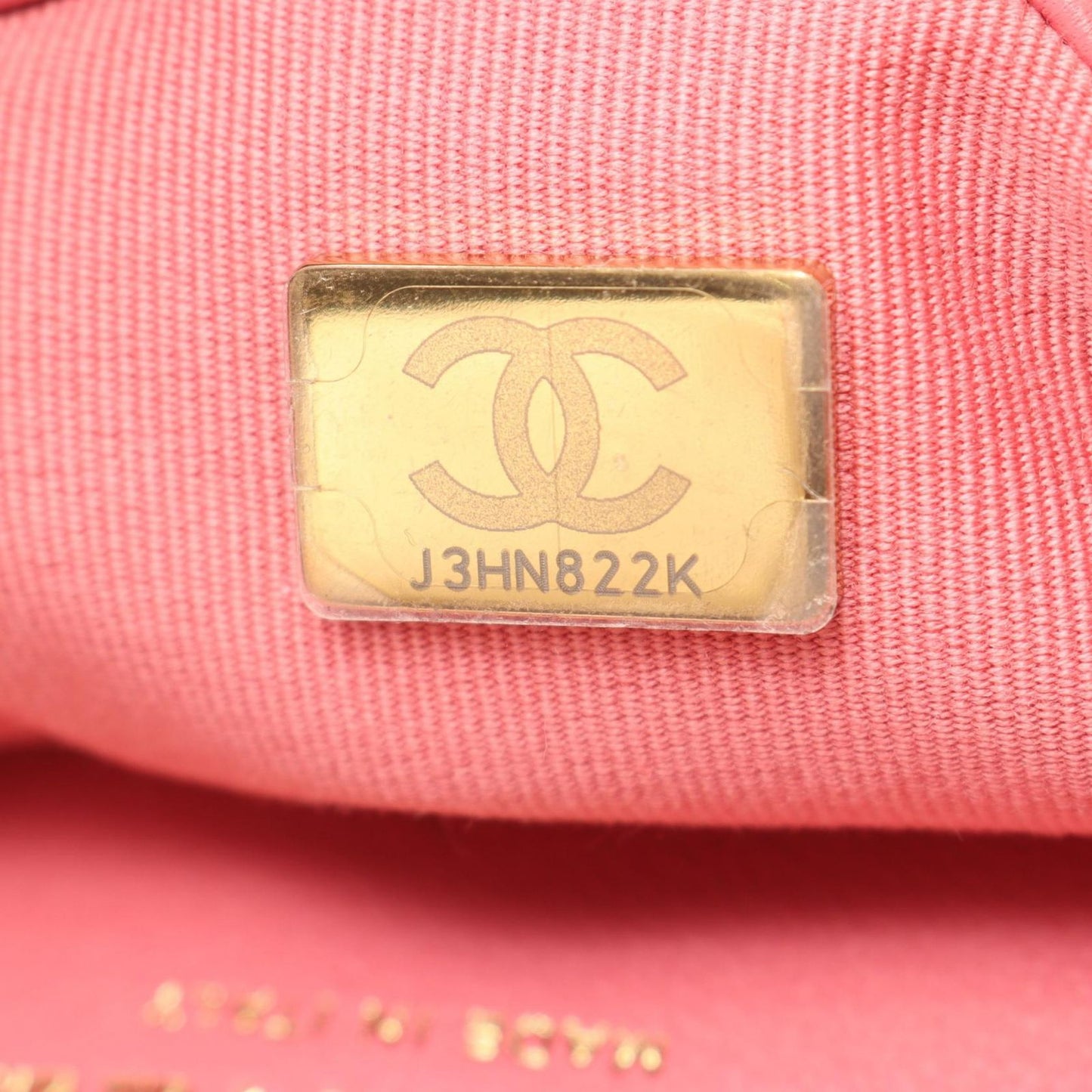Chanel Shoulder Bag Quilted Pink Lambskin Small Bucket Chain — view 5