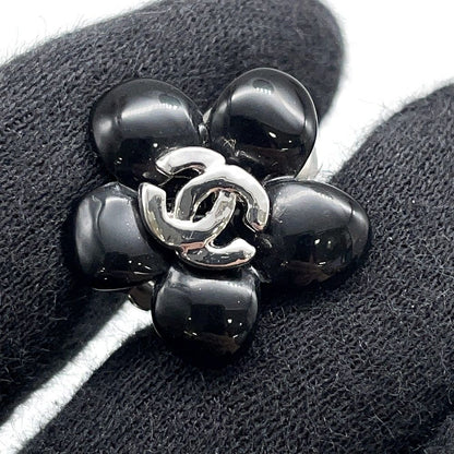 Chanel Earrings CC Logo Camellia 05 — view 5