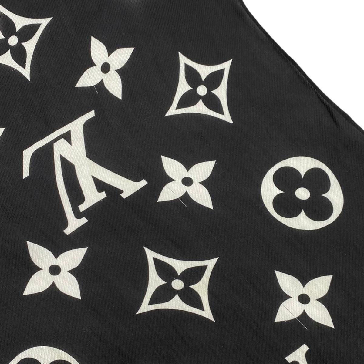 Louis Vuitton Silk Scarf Etole LV Idylle Monogram Noir Black Pink — view 7