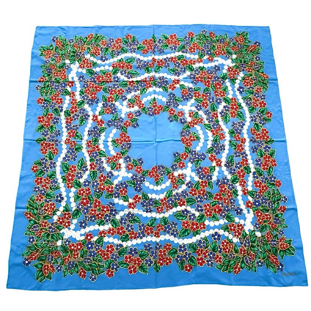 Chanel Large Scarf Silk Pattern Multicolor — view 4