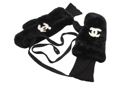 Chanel CC Logo Rabbit Mittens Gloves Black White Fur Lambskin