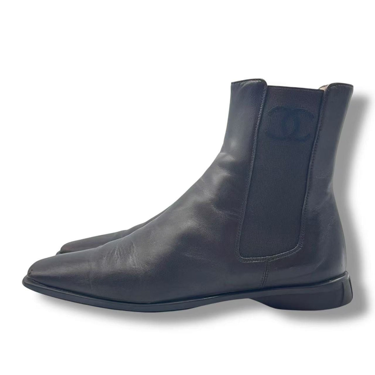 Chanel Short Boots Leather CC Logo Brown — view 5