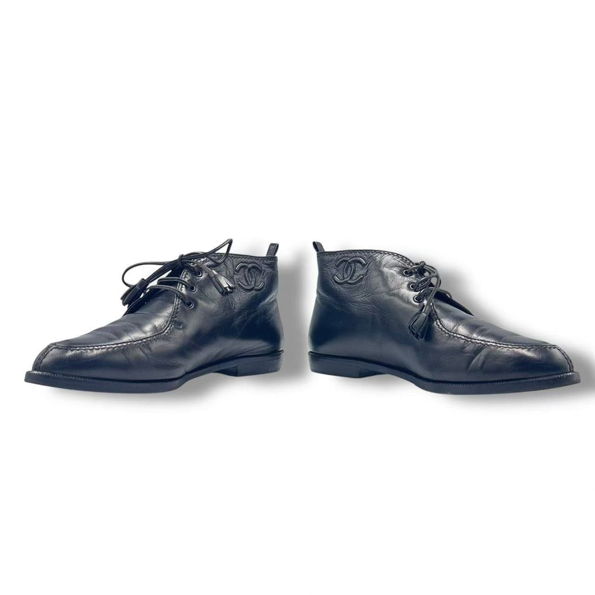 Chanel Short Boots CC Logo Leather Black — view 2