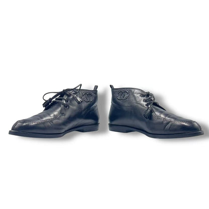 Chanel Short Boots CC Logo Leather Black — view 2