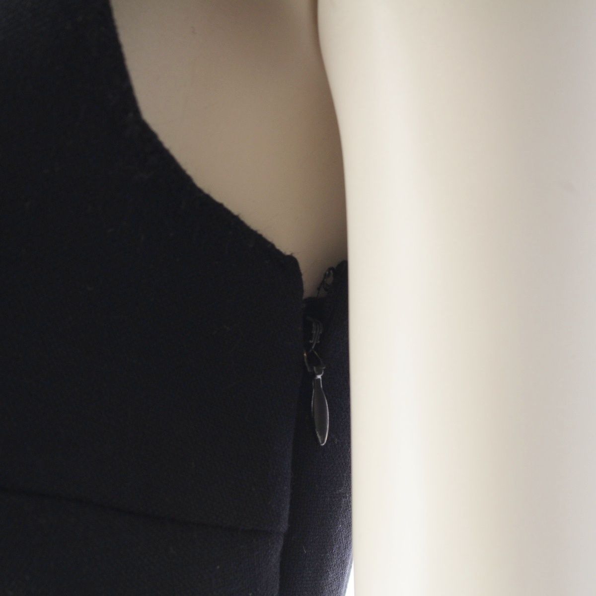Prada Virgin Wool Roll Neck Sleeveless Dress Top Black 36 — view 7