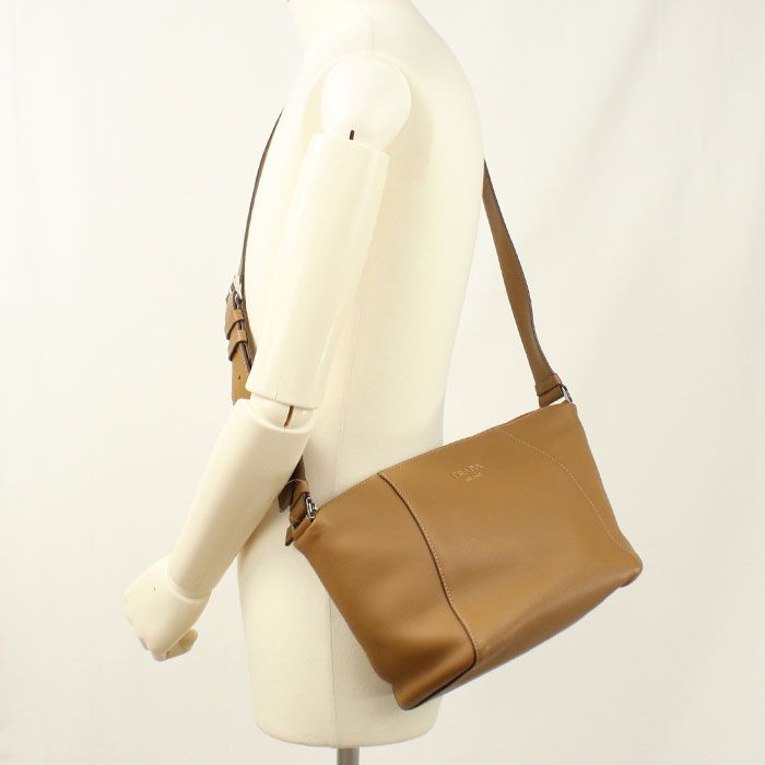 Prada Crossbody Shoulder Bag Calfskin — view 7