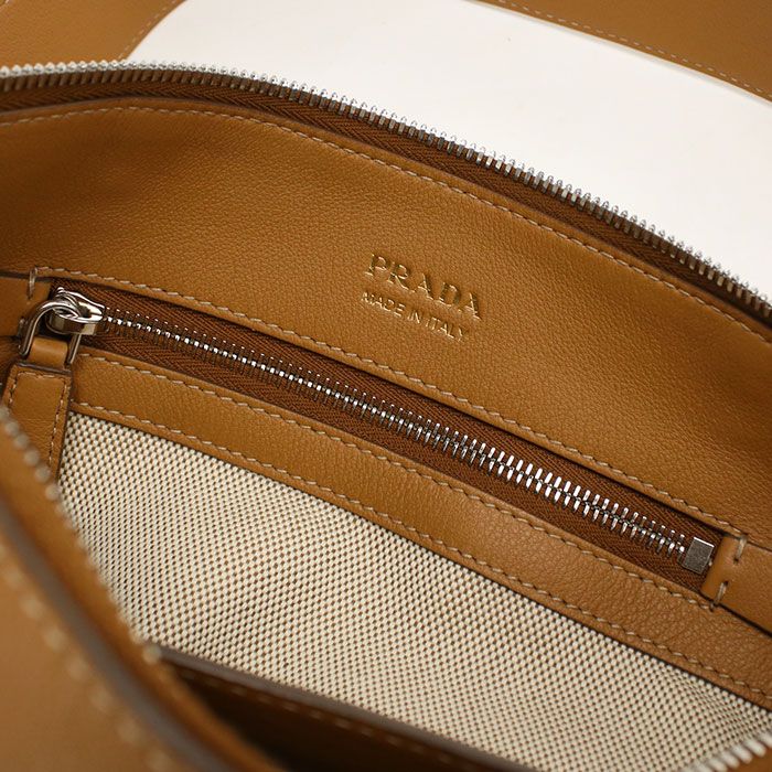 Prada Crossbody Shoulder Bag Calfskin — view 6