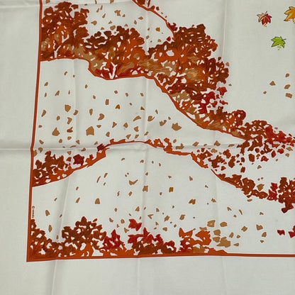 Hermes Carre 90 Trois Feuilles 3 Leaves Scarf Silk Orange — view 4