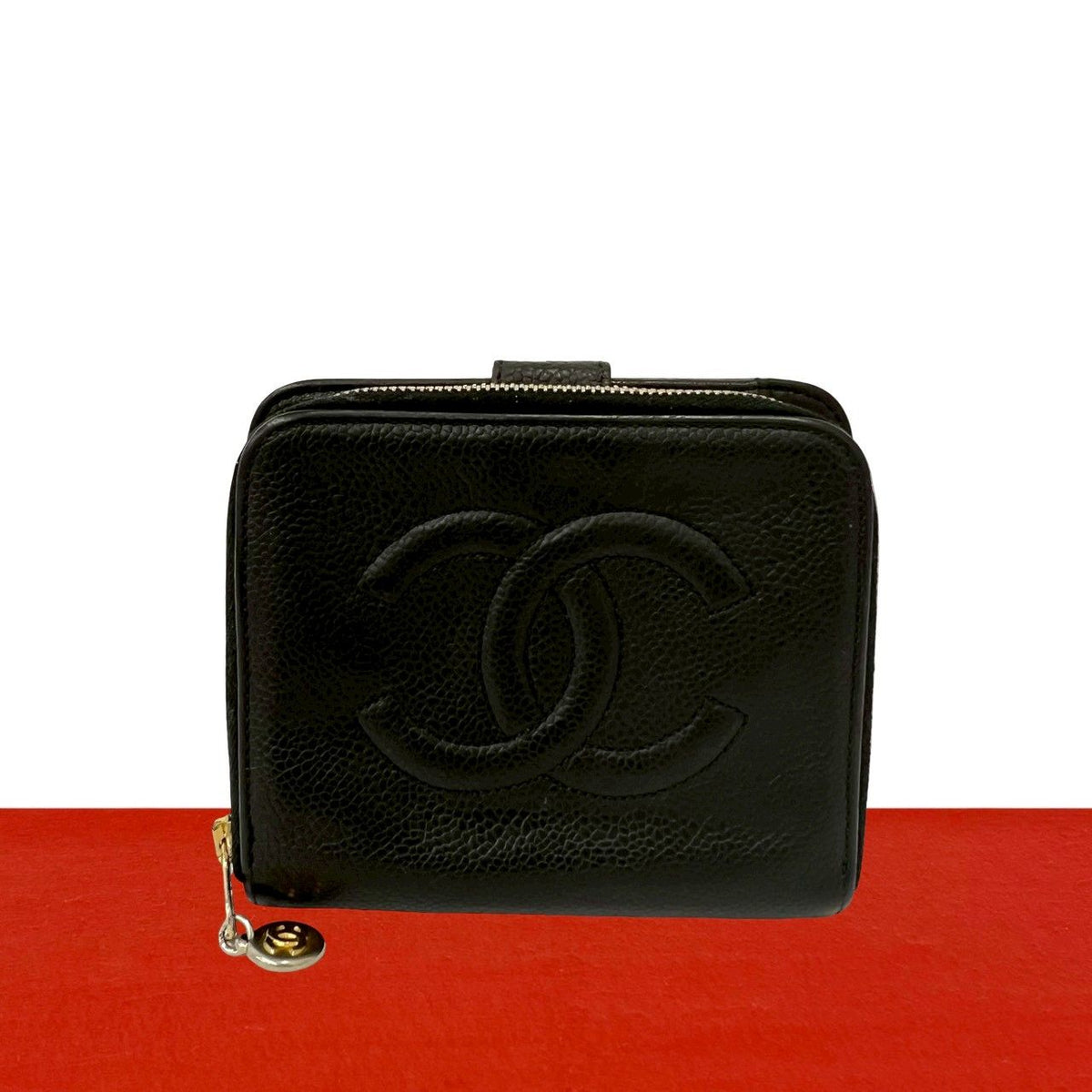 Chanel CC Logo Vintage Caviar Leather Bifold Wallet Black