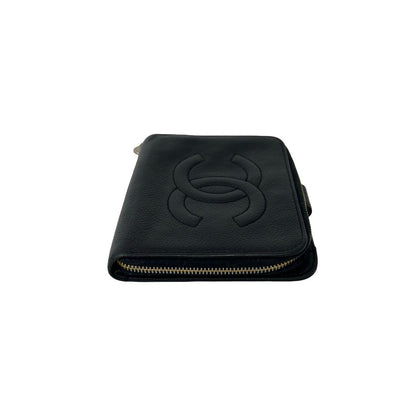 Chanel CC Logo Vintage Caviar Leather Bifold Wallet Black — view 5