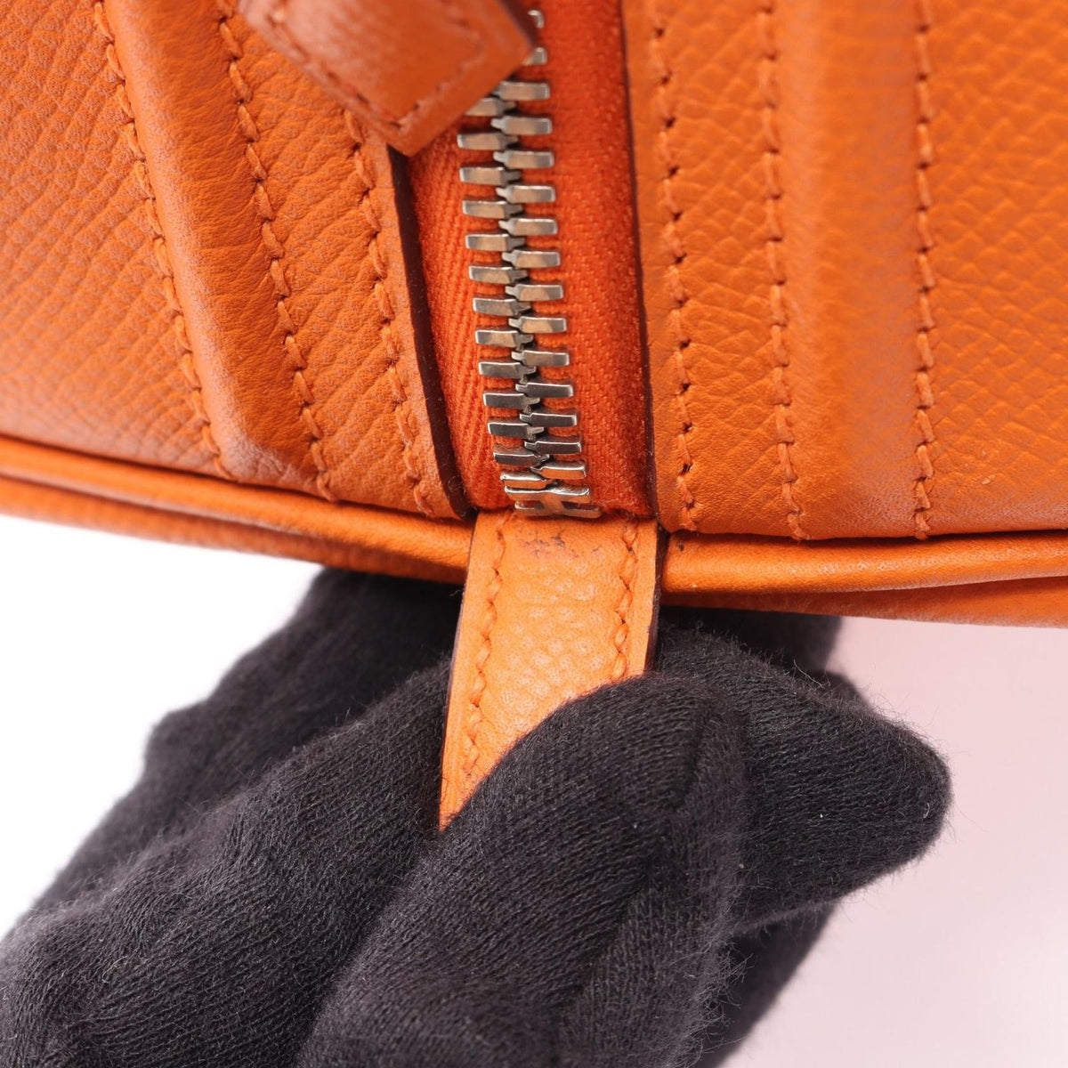 Hermes Handbag Sac Anvi 26 Orange Leather — view 7