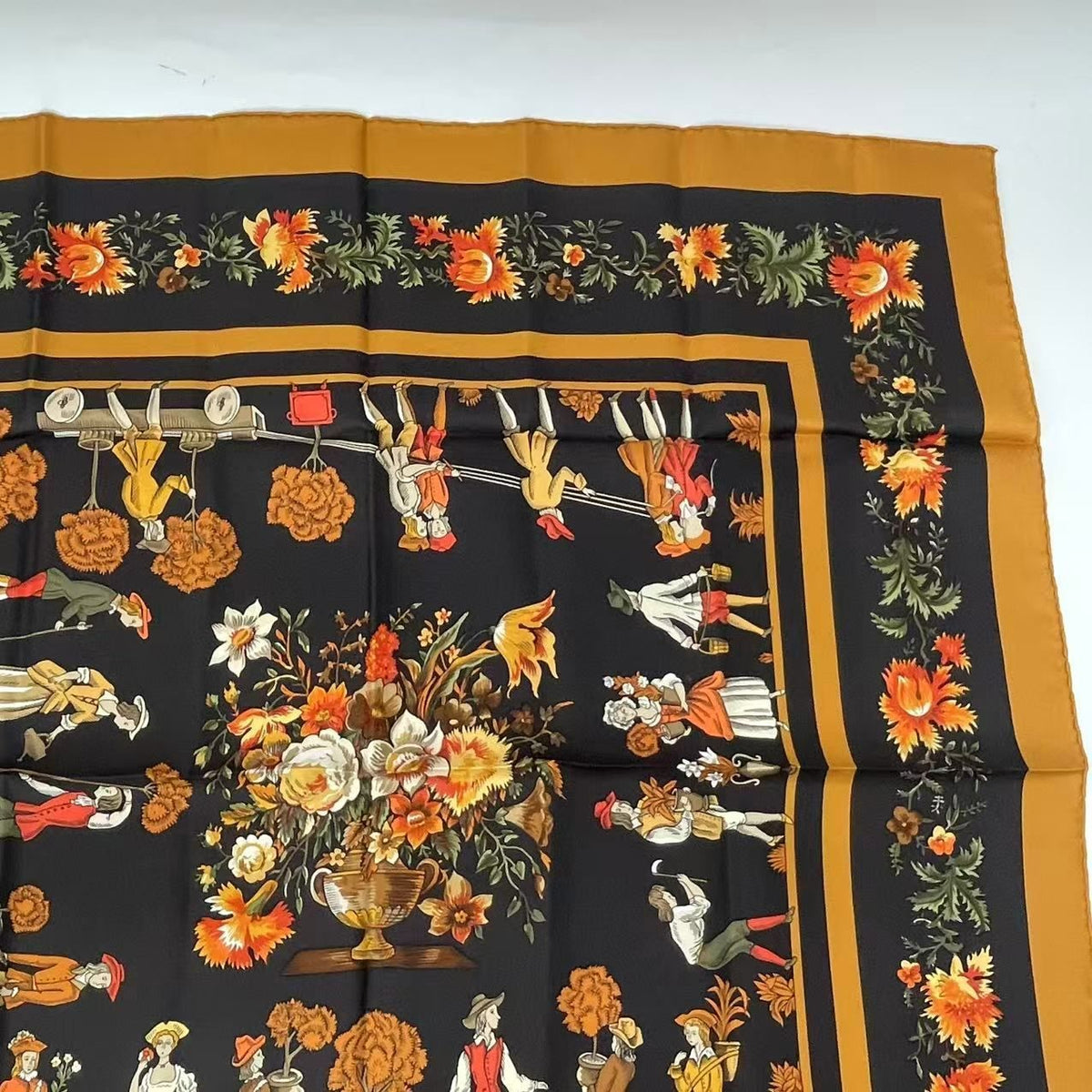 Hermes Carre 90 Gardener Roy Silk Scarf Yellow — view 3