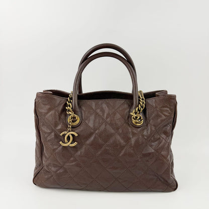 Chanel Quilted CC Logo Chain Tote Shoulder Bag Caviar Leather Brown Gold Vintage — view 3