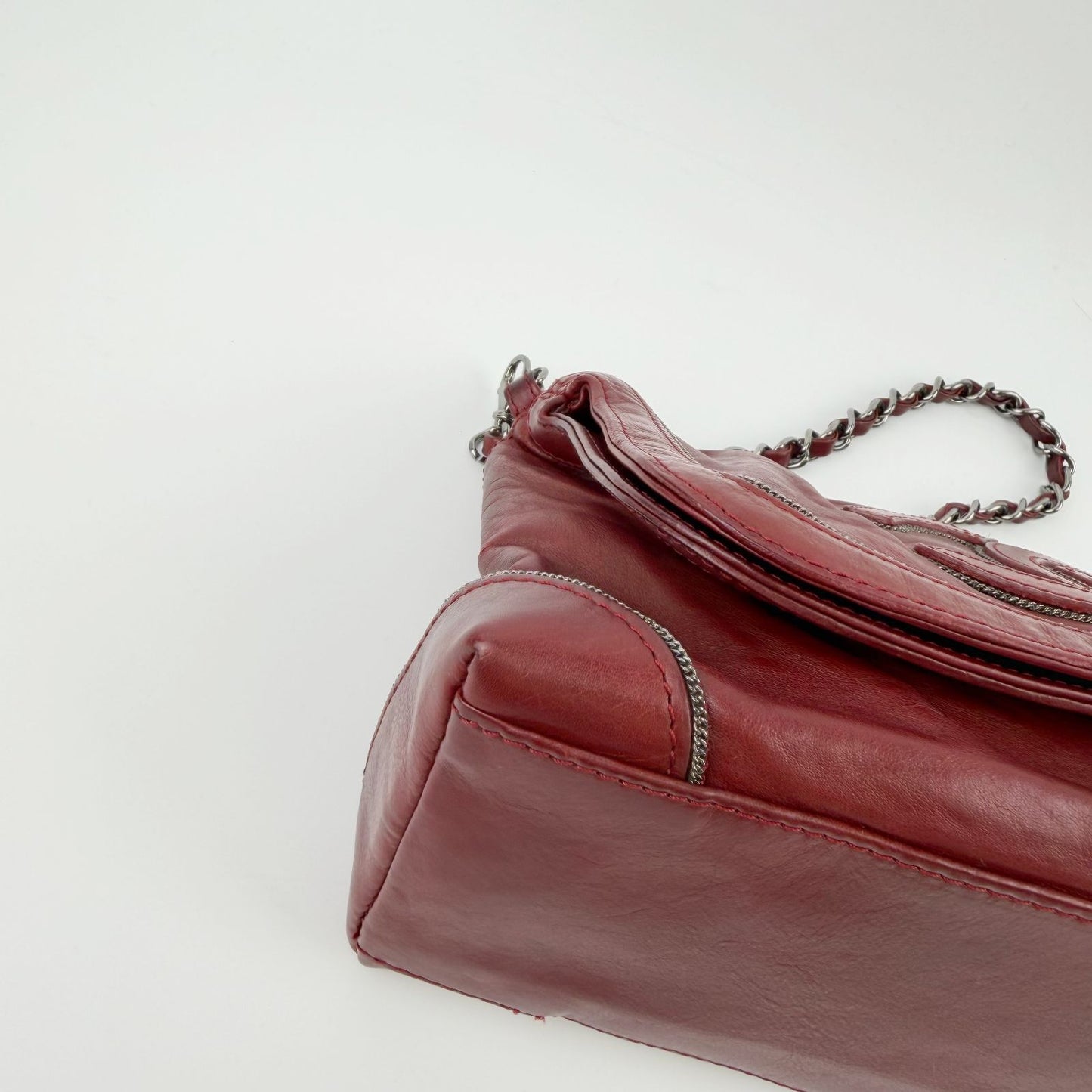 Chanel CC Logo Chain Shoulder Bag Leather Red Silver Vintage — view 8