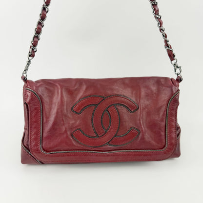 Chanel CC Logo Chain Shoulder Bag Leather Red Silver Vintage — view 3