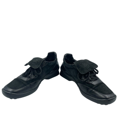 Chanel Sneakers Leather CC Logo Low-Cut Black Suede Junk — view 4