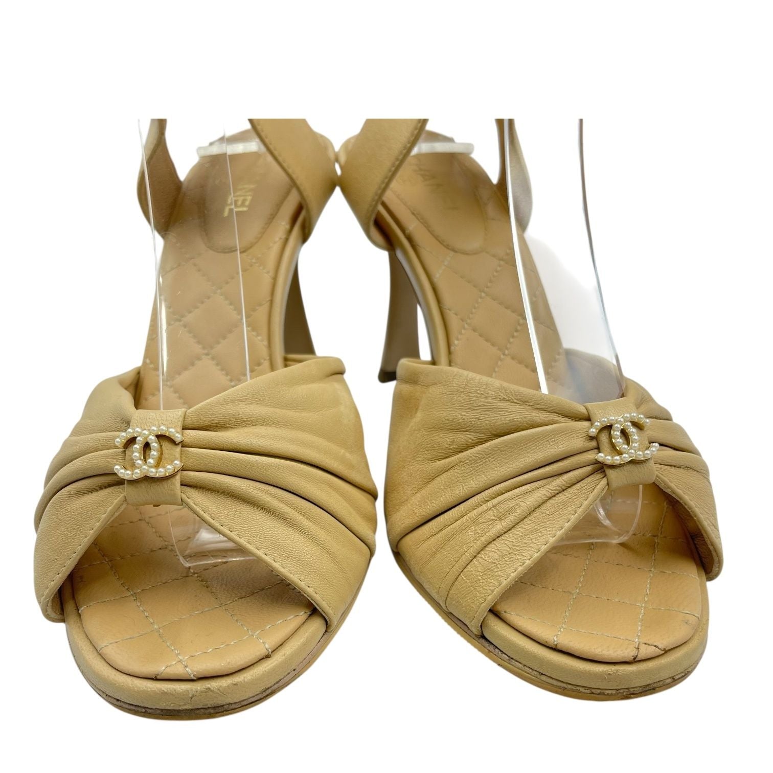 Chanel Sandals Leather CC Logo Beige — view 5