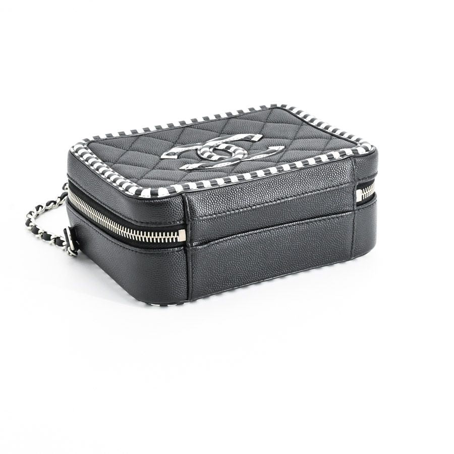 Chanel Handbag CC Filigree Small Vanity Bag — view 5