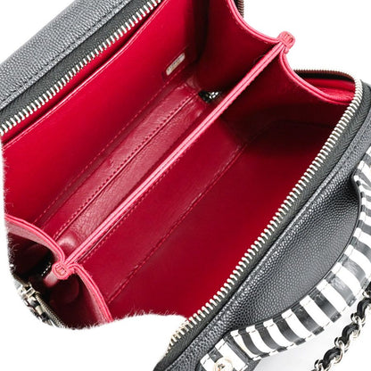 Chanel Handbag CC Filigree Small Vanity Bag — view 4