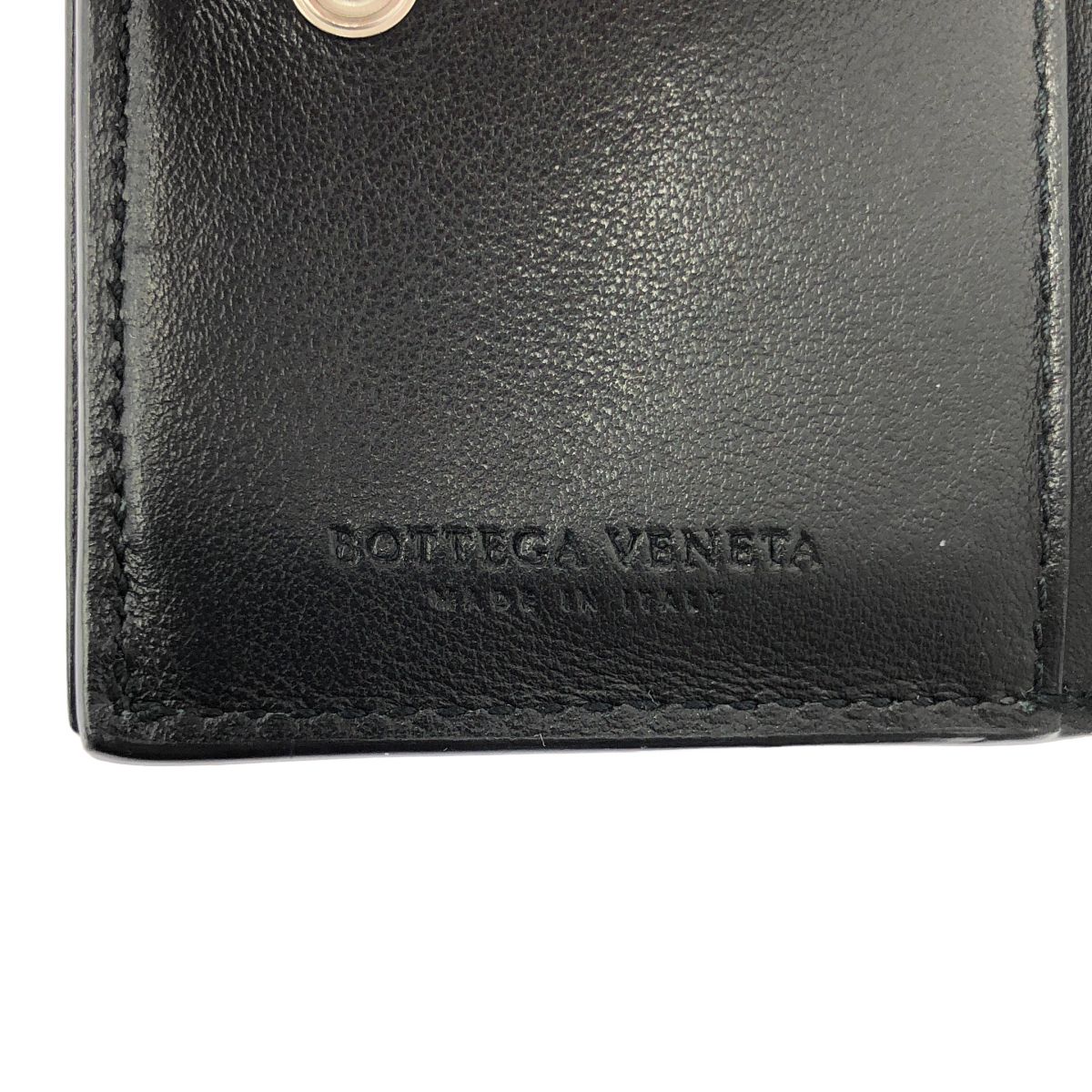 Bottega Veneta Leather Embossed Intrecciato Compact Wallet Black — view 4