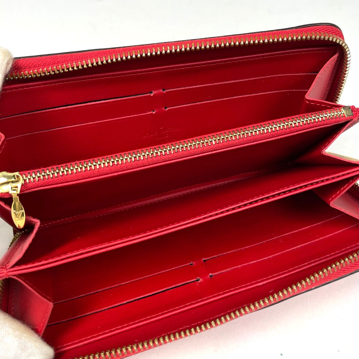 Louis Vuitton Zippy Wallet Vernis Sweet Monogram Pomme D'amour — view 6