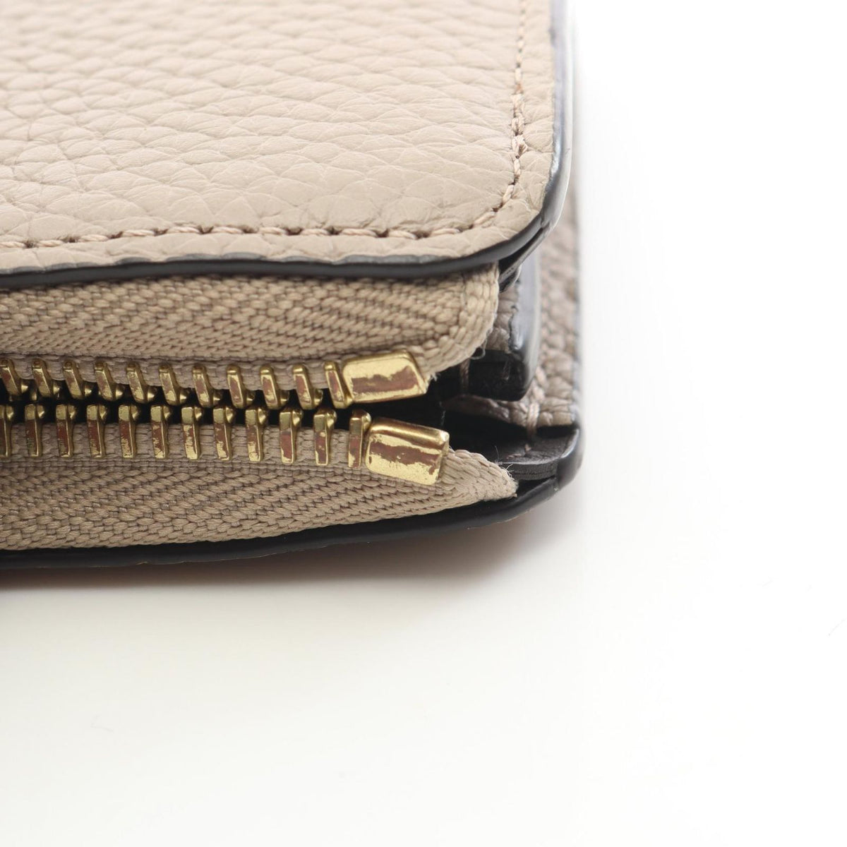 Louis Vuitton L Wallet — view 8