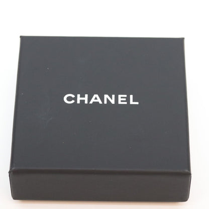 Chanel CC Logo Quilted Matelasse Brooch Gold Black — view 6