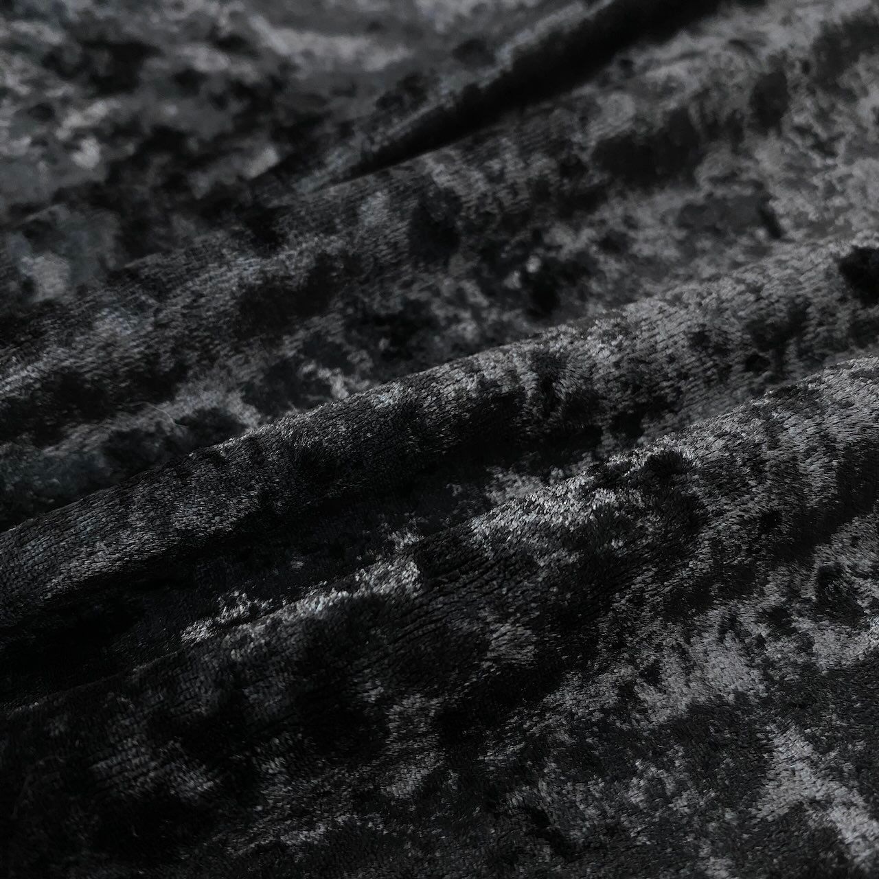 Saint Laurent Rhinestone Cassandra T-Shirt Velour M Black — view 7