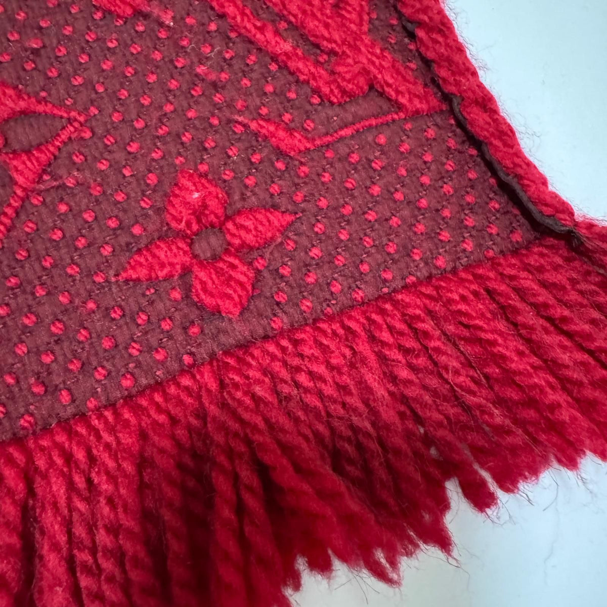 Louis Vuitton Scarf Echarpe Logomania — view 4