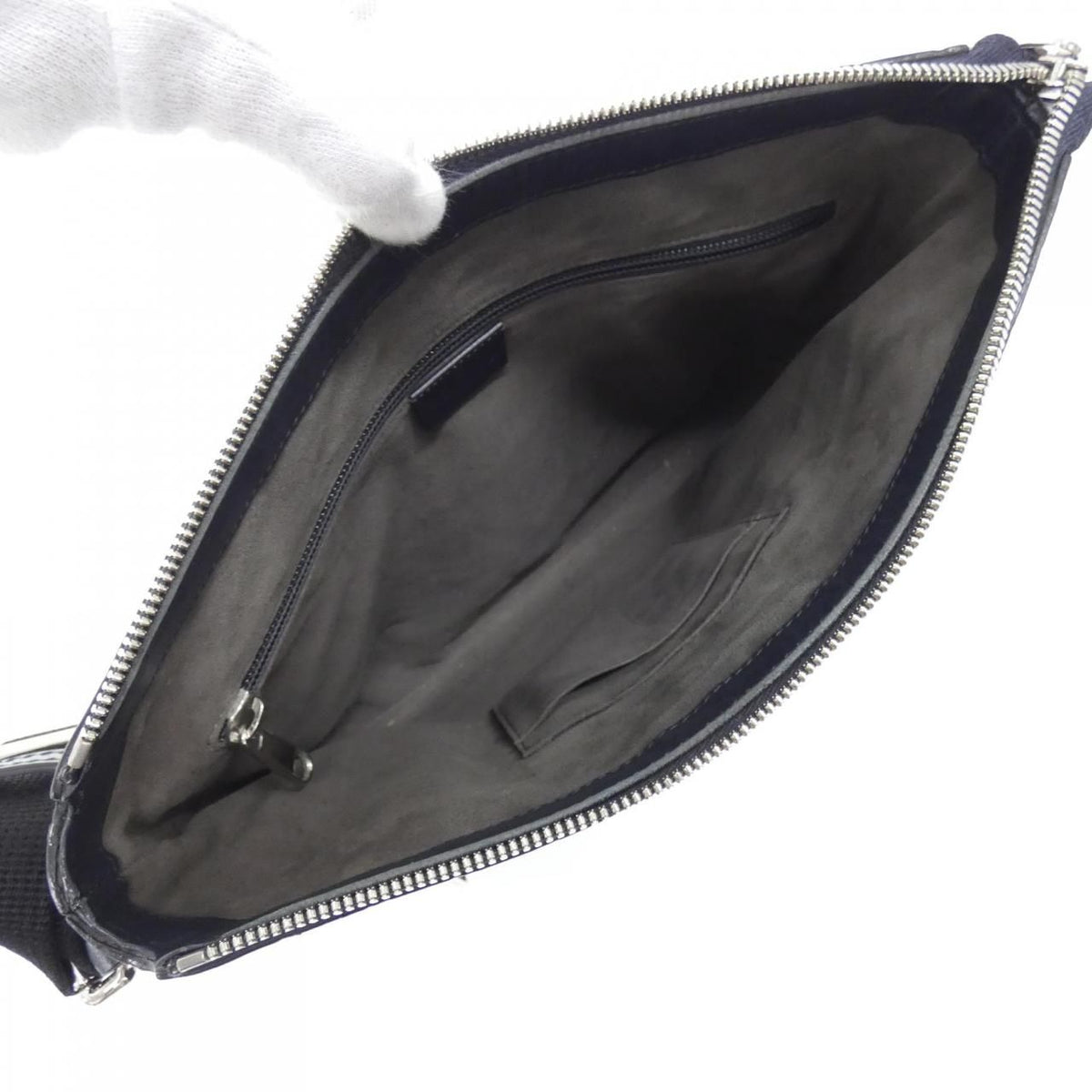 Gucci Cwcbn Shoulder Bag — view 8