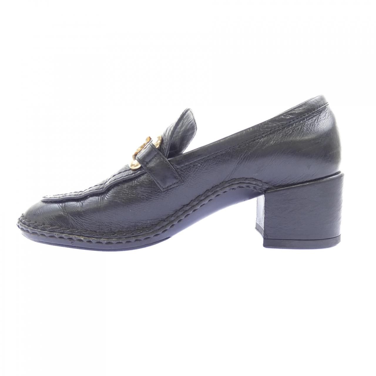 Chanel Loafers Shoes Black — view 2