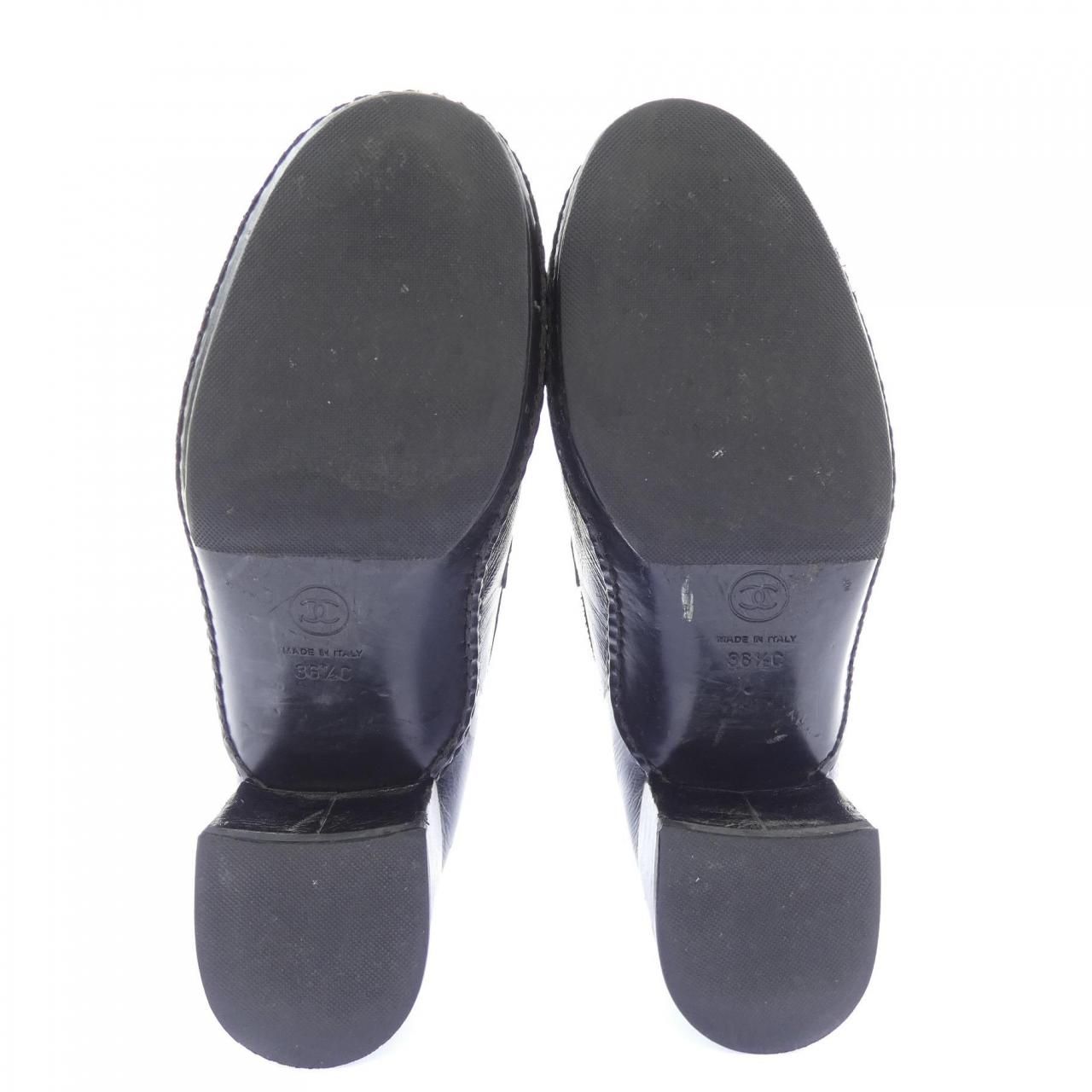 Chanel Loafers Shoes Black — view 4