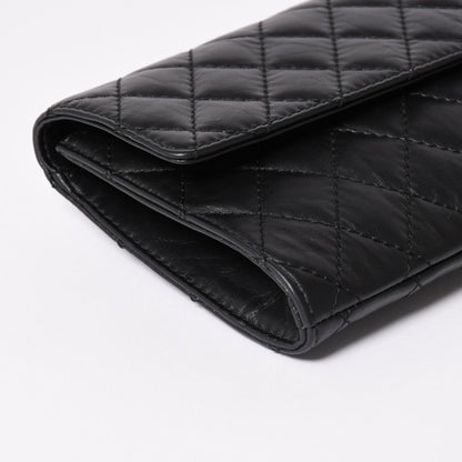 Chanel Metiers D'art Collection Clutch CC Logo Aged Calfskin Black — view 8