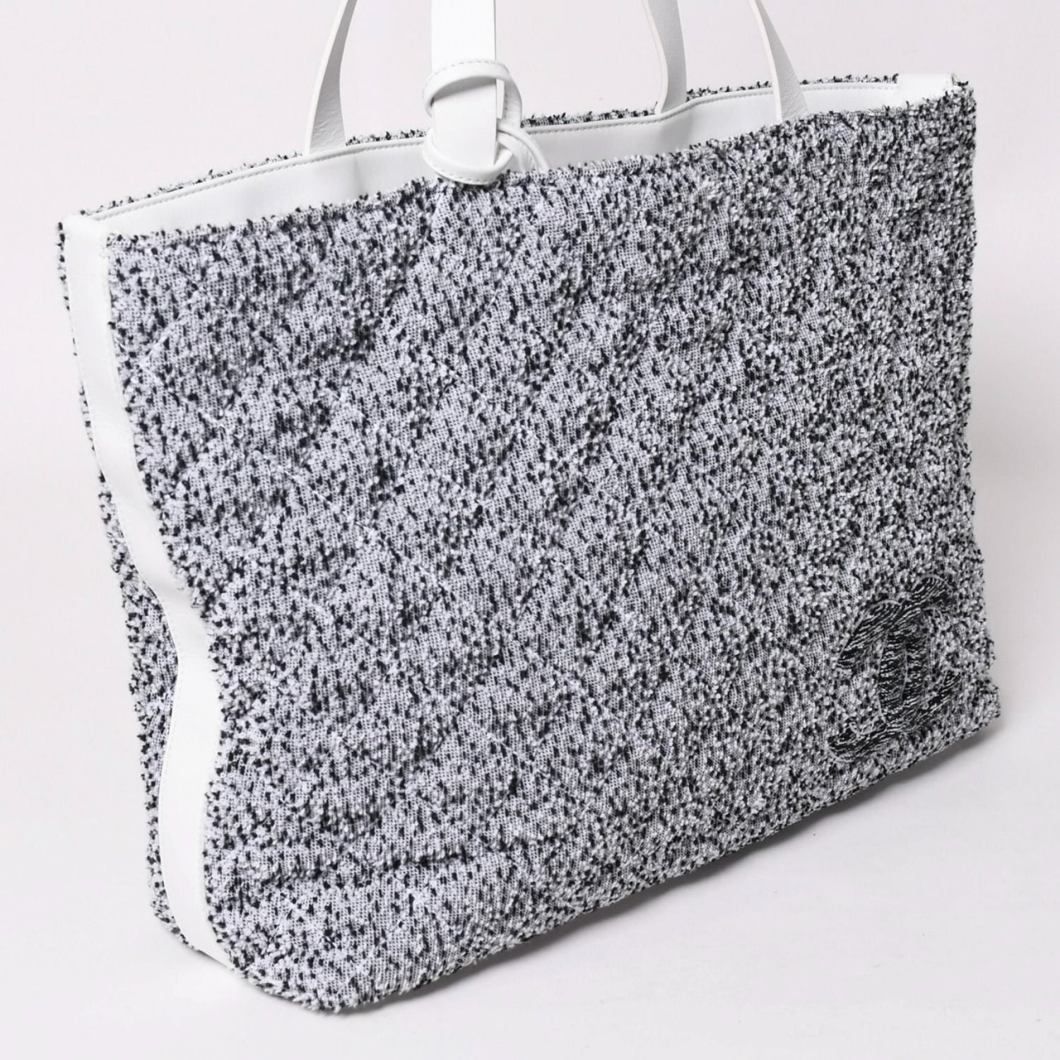 Chanel Cruise Collection Pile Beach Terry Cloth CC Logo White Gray Tote Bag — view 3