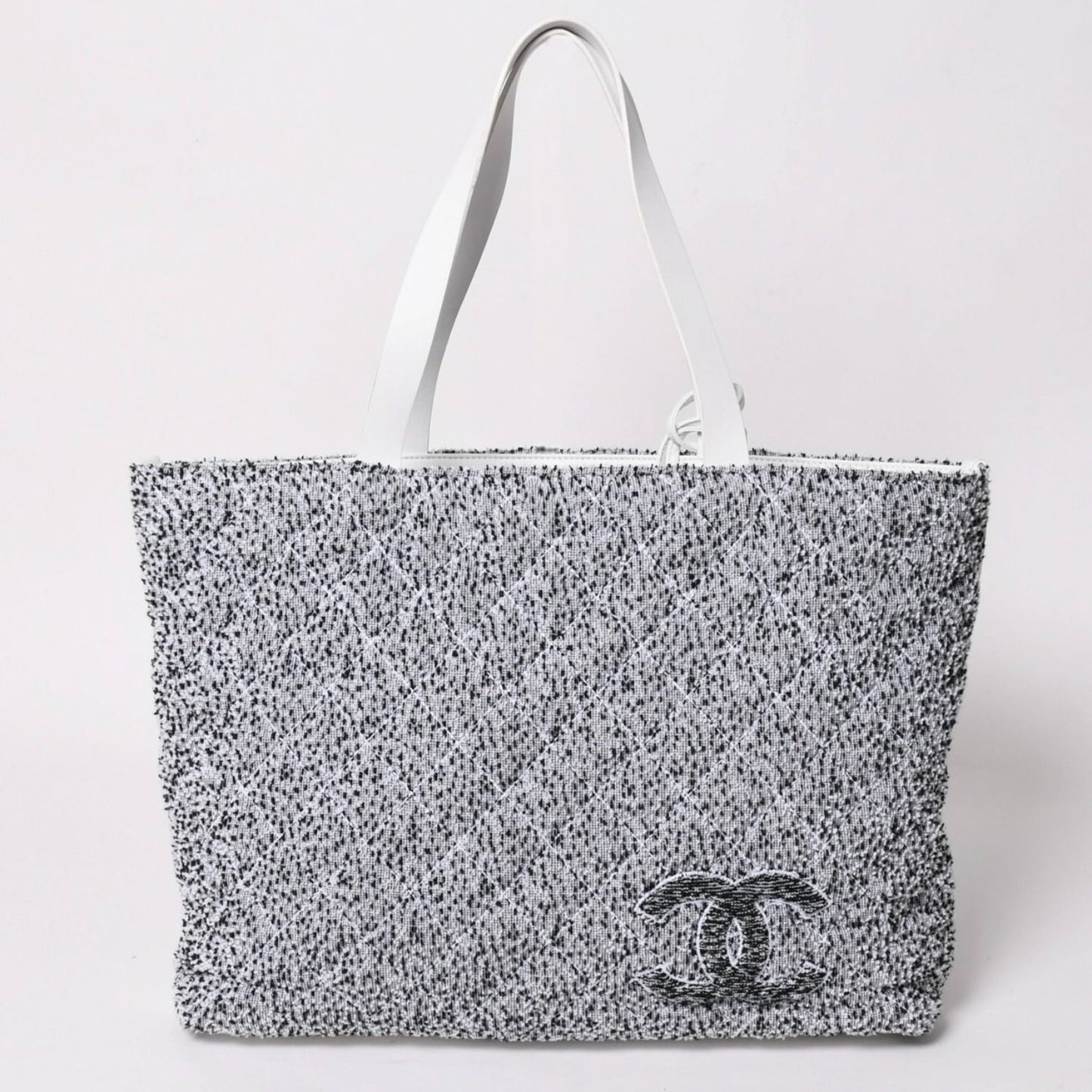 Chanel Cruise Collection Pile Beach Terry Cloth CC Logo White Gray Tote Bag — view 2
