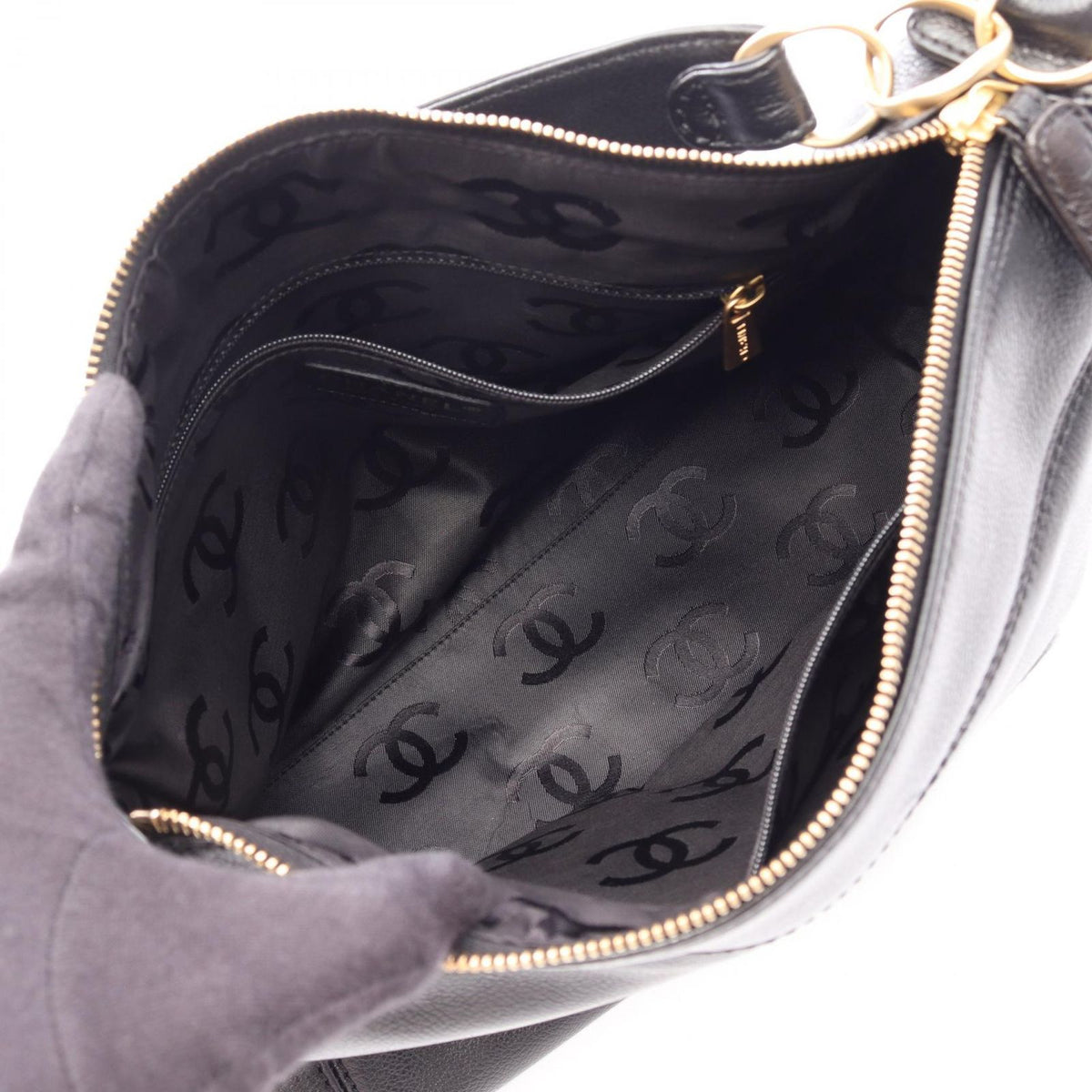 Chanel Handbag CC Logo Black Caviar Leather — view 3