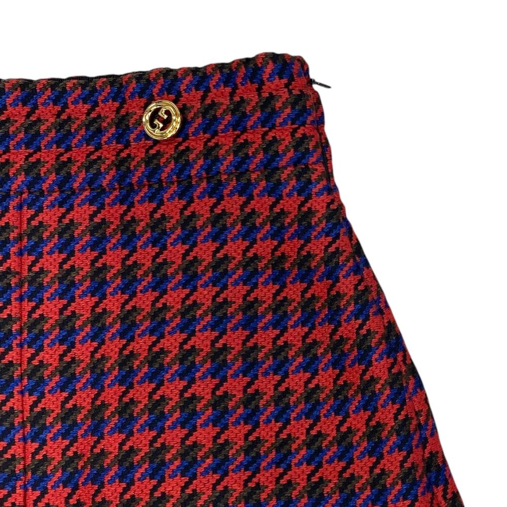 Gucci Houndstooth Mini Skirt Double Logo Button Wool Red Feminine Classic — view 2