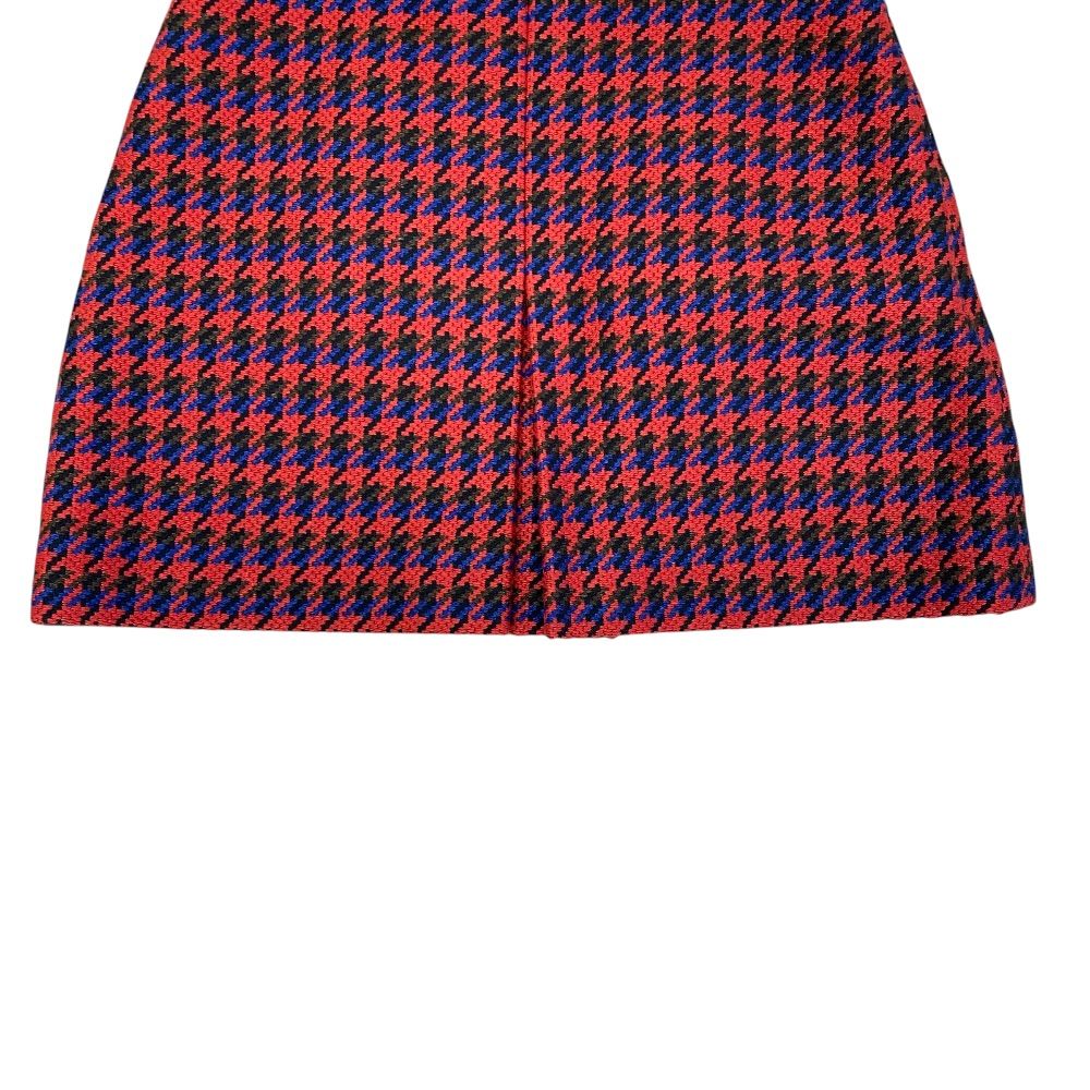 Gucci Houndstooth Mini Skirt Double Logo Button Wool Red Feminine Classic — view 4