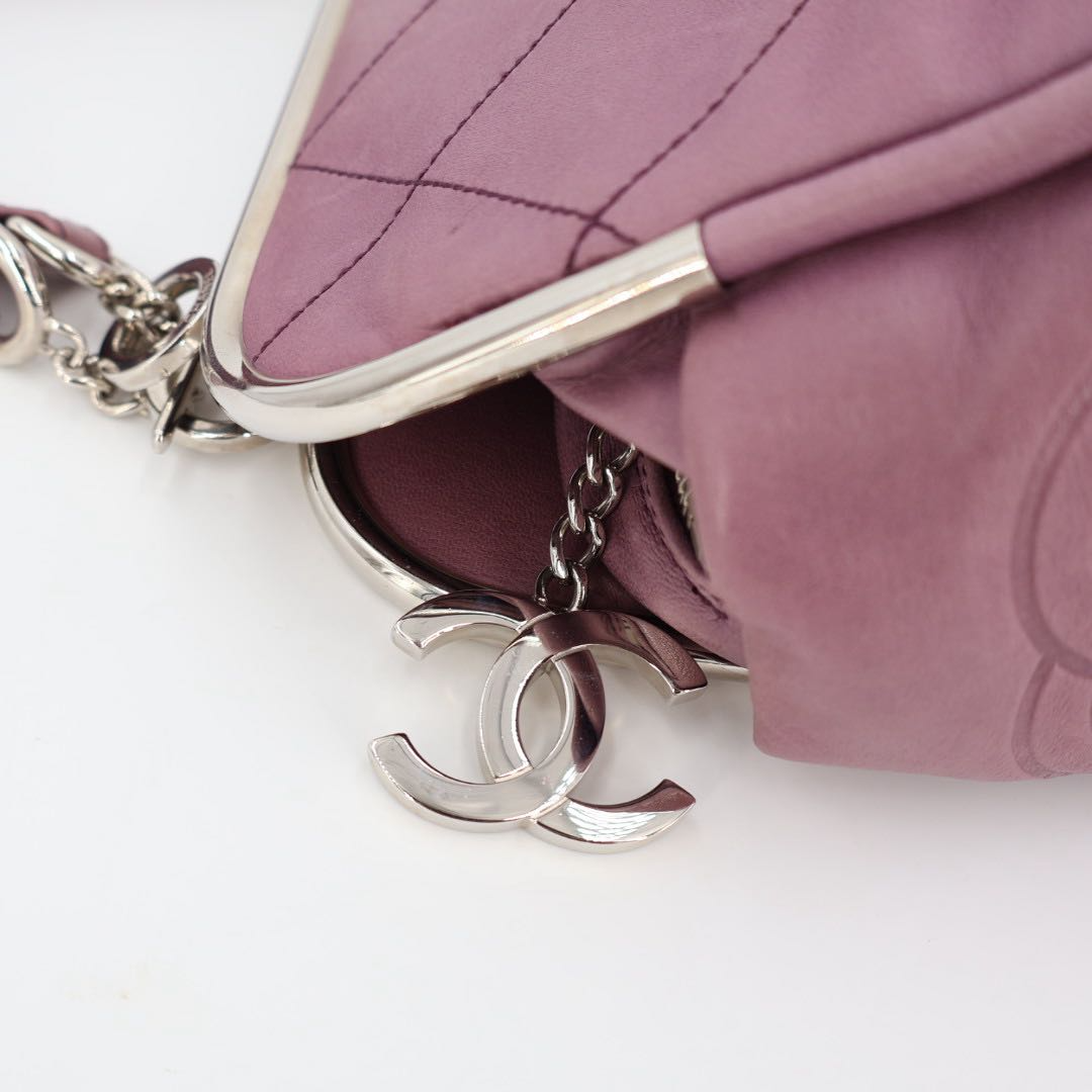Chanel CC Logo Handbag Quilted Leather — view 3