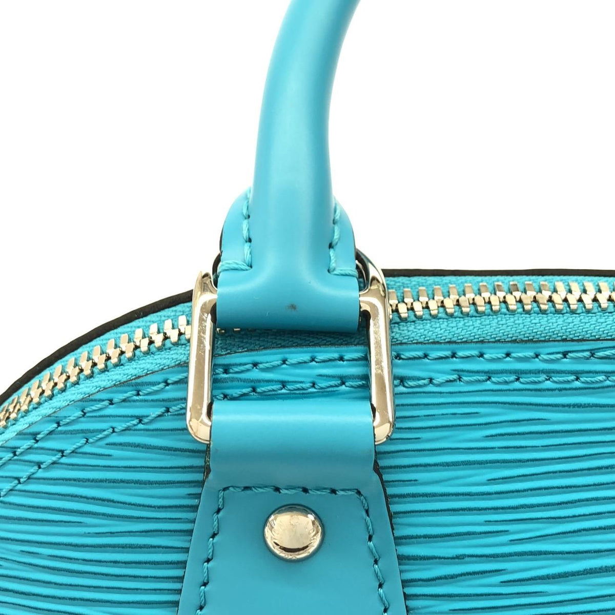 Louis Vuitton Epi Alma BB — view 6