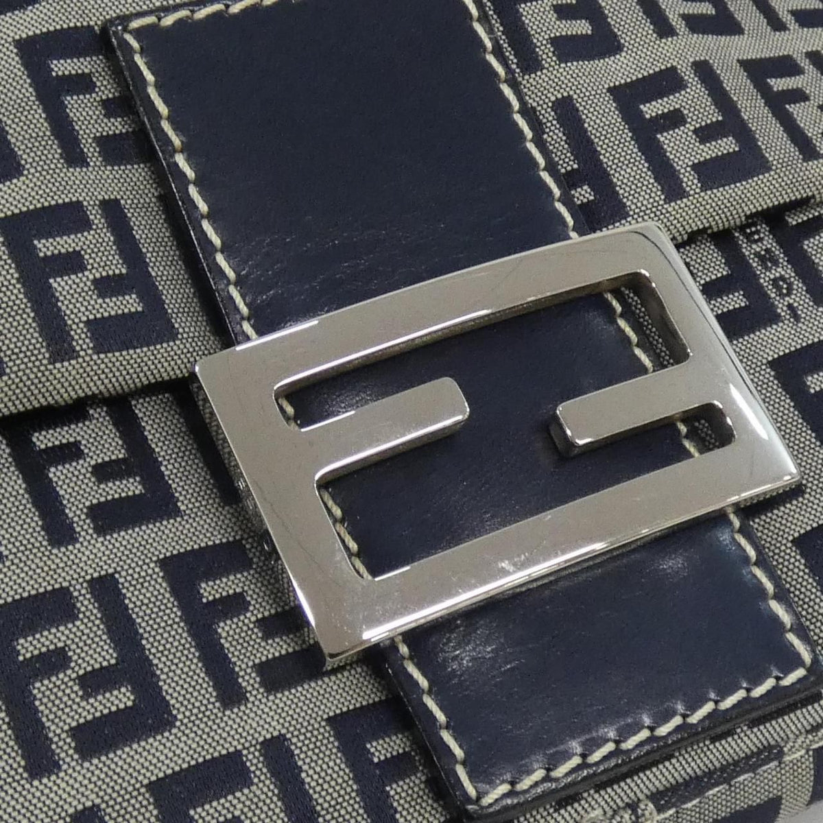 Fendi Vintage Mamma Baguette Shoulder Bag — view 5