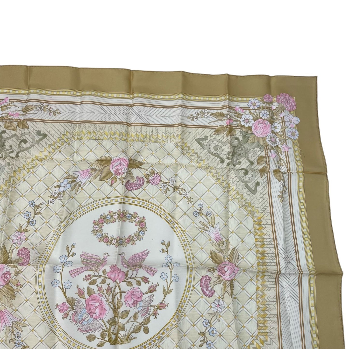 Hermes Large Scarf Silk Carre 90 Jeux de Paille Straw Play Beige — view 3