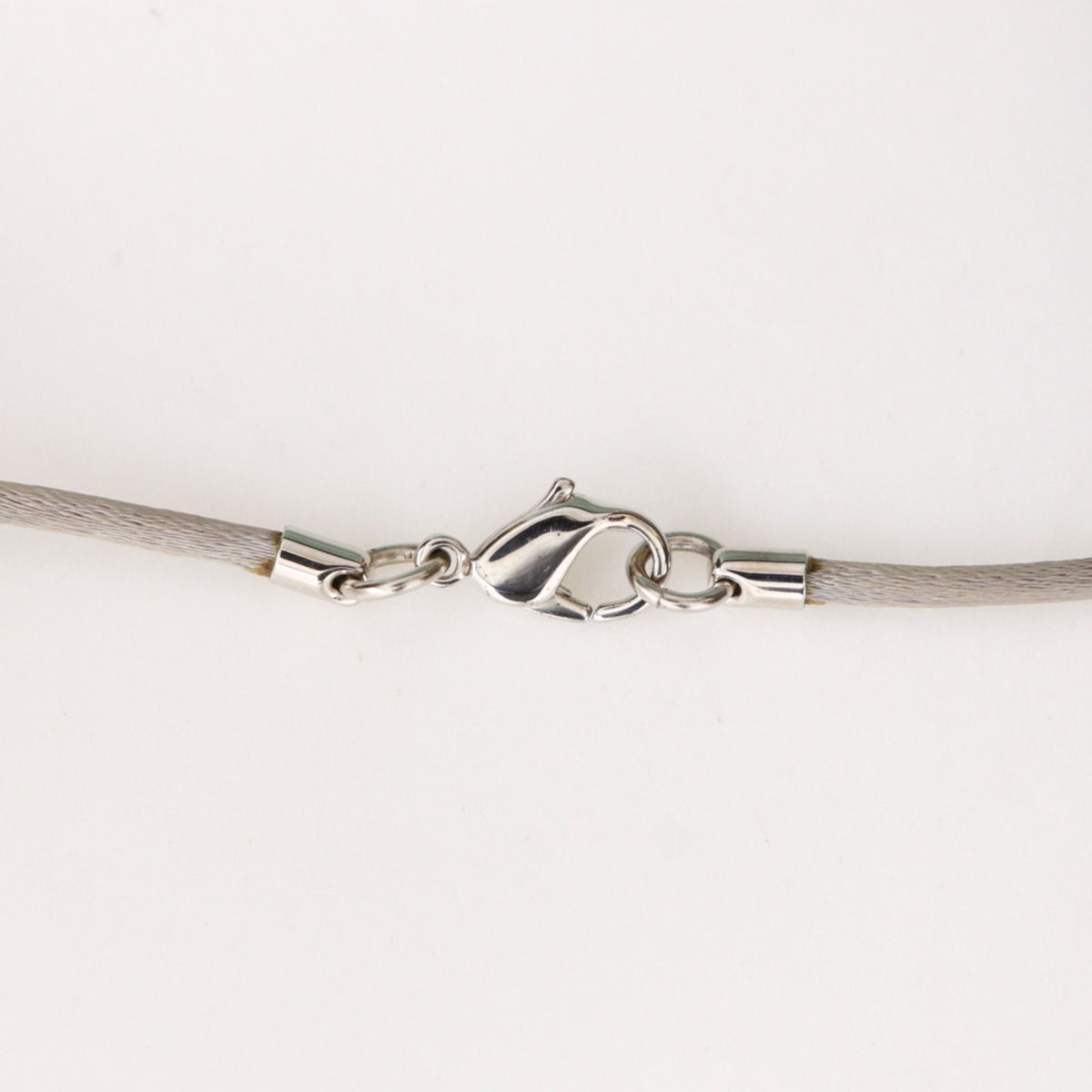Hermes Sellier Medallion Silk Code Bijouterie Fantaisie Metal Gray Necklace — view 5